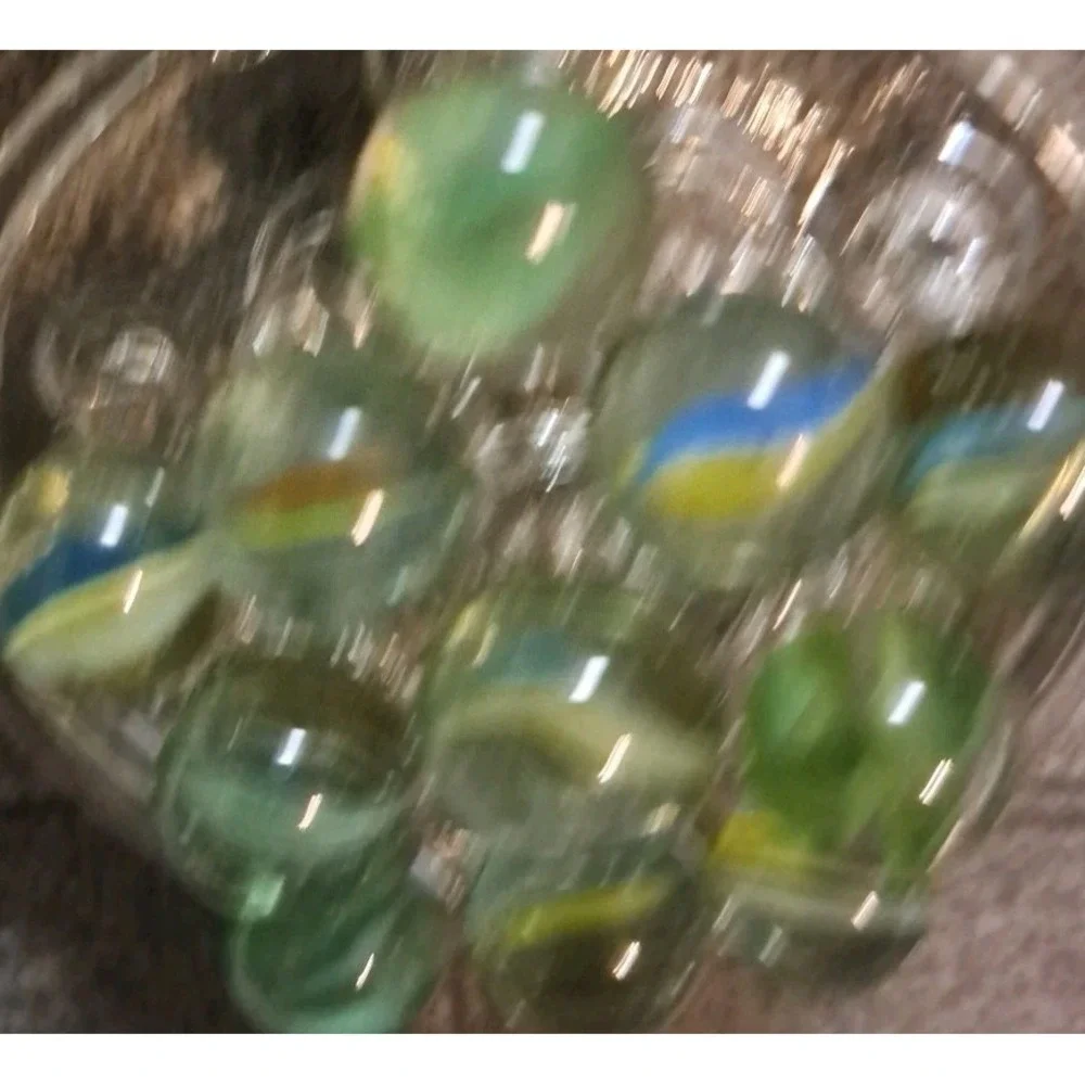Lot Of 11 Estate Sale Marbles Cats Eyes